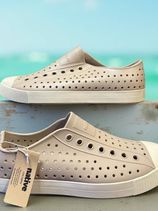 Native Shoes - Native Slip-On Jefferson Sneakers in Flax Tan/ Bone White